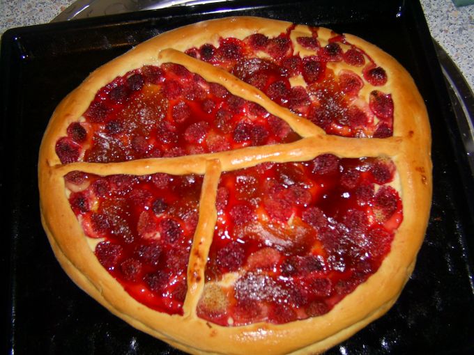 Клубничный пирог. Готовить вкусно - просто!