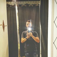 Артём Искра