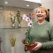 Галина Федотова, автор причудливых цветов, рассказала, что это ее первая серьезная выставка