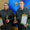 На фото — сотрудники отдельной роты патрульно-постовой службы УМВД России по Ангарску Артем Головизнин и Евгений Шуткин, в конце января ставшие очевидцами пожара в жилом двухэтажном доме. 