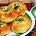 Ватрушки «Весна» с творогом и зеленью