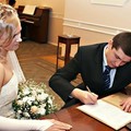 Меньше рожать, умирать, жениться и разводиться стали в Иркутской области