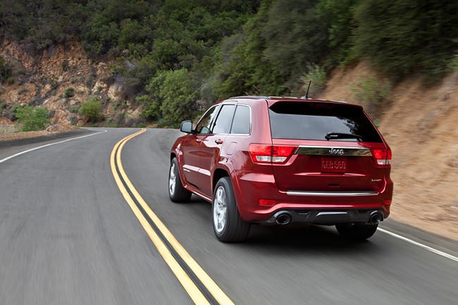 srt8_2.jpg