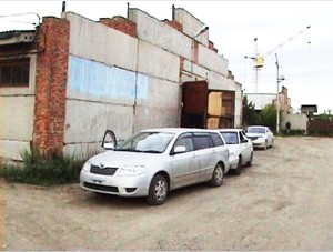 В отстойнике в Крылатом сотрудники угрозыска обнаружили 3 угнанные иномарки. 4 ст. 158 УК РФ «Кража» предусматривает наказание в виде лишения свободы на срок до 10 лет