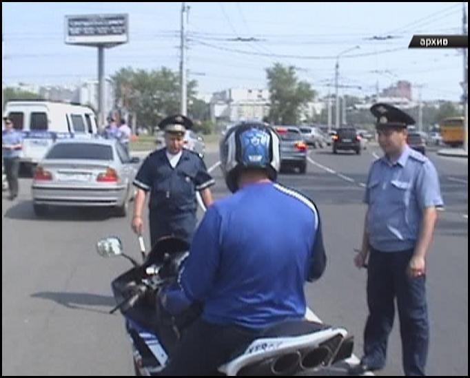 4acf54a23b4fdbcc8e2b56028c2baec9-mototsiklisti11000.jpg