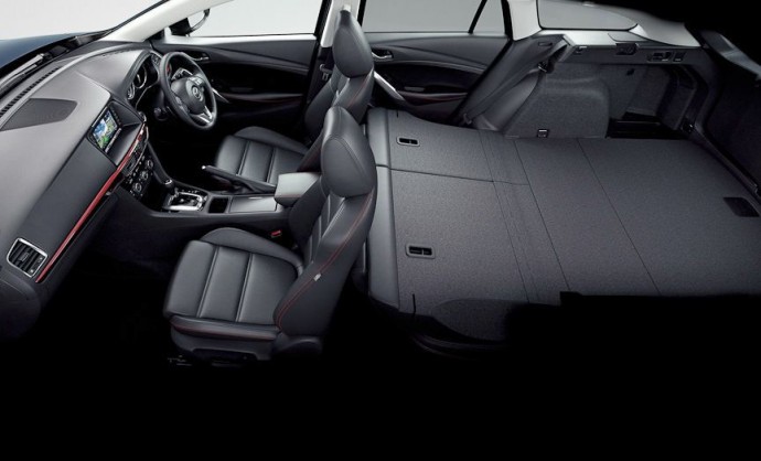 d43050ee49f28c5d5b2f25c11a707b39-mazda_07.jpg