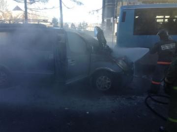 В Ангарске горел автомобиль