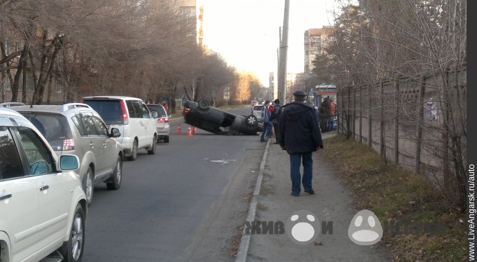 Фотографии с мобильного очивидцев: