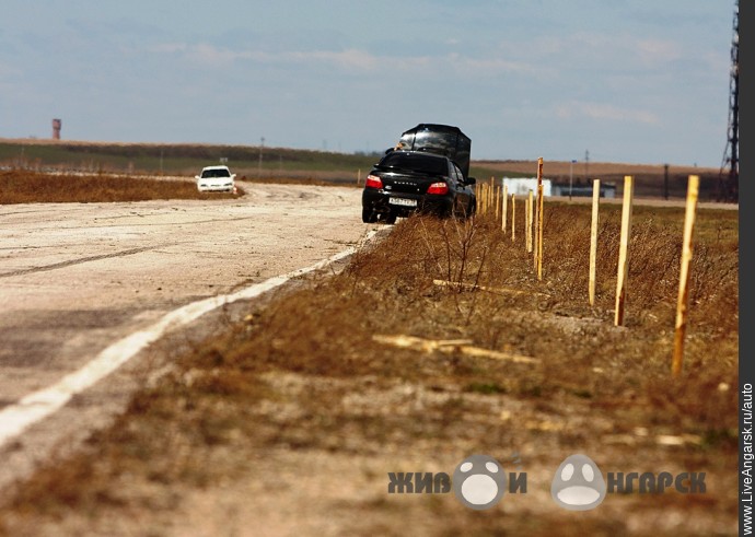 Субару сходила 2 раза с трассы: