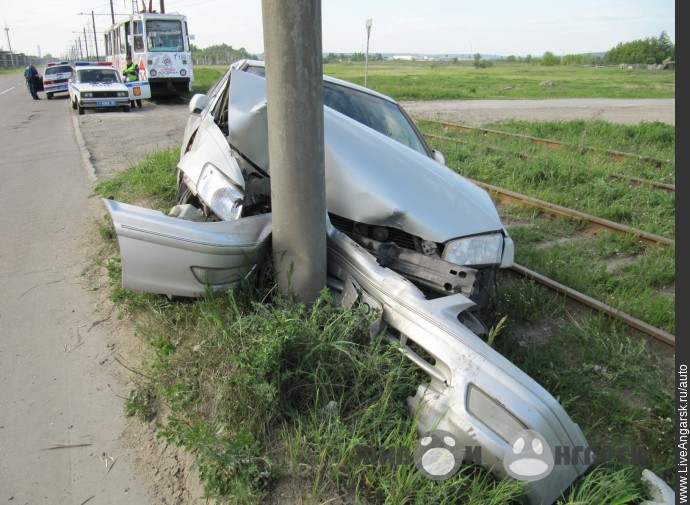 ДТП на дороге 15А в промзоне АНХК 9 июня в 17:40: