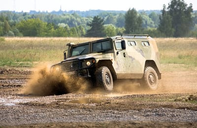 Российские солдаты будут ездить на Тигре и на Медведе