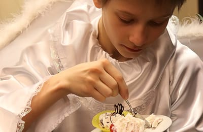 "весенний спринт" и "Фигурное вождение" Спонсор соревнований ЗАО "Пирожковая" предоставит дегустацию кондитерский изделий
