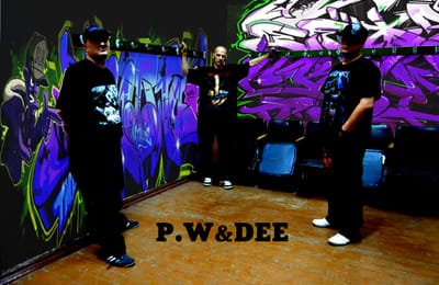 премьера нового видео группы P.W&DEE (пи .дабл-ю  энд  ди ) "Обратная сторона луны"