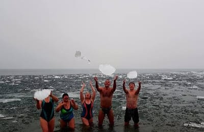 Сезон на Байкале открывает Центр закаливания и зимнего плавания