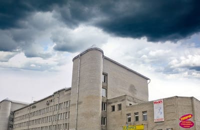 В Ангарске врач-акушер скончалась после 30-часового дежурства