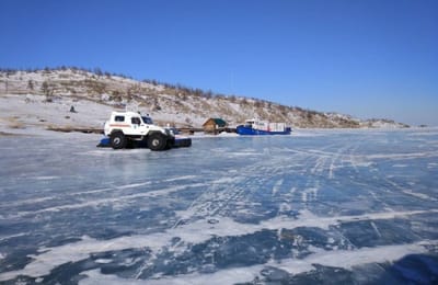 Ледовую переправу на остров Ольхон открыли на Байкале