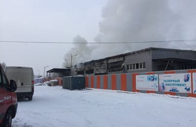 Цех завода по производству семечек «Мартин» горел 27 февраля в Иркутске