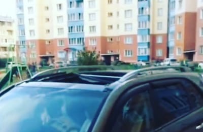В Ангарске на прошлой неделе из окна 5 этажа в 32 микрорайоне выбросилась девушка