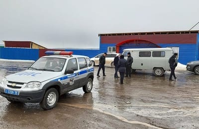 Блокпост на въезде в Киренск поставили из-за угрозы распространения коронавируса