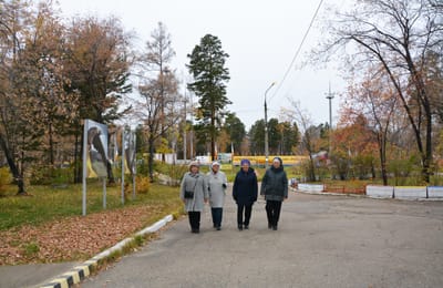 Около 250 неработающих пенсионеров получили бесплатные путевки на социально-культурные объекты АНХК