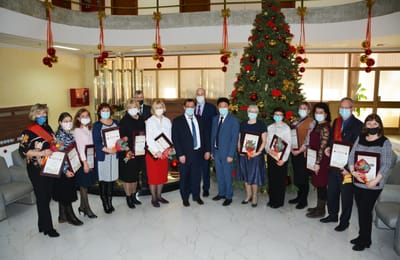 В АНХК чествуют лучших работников