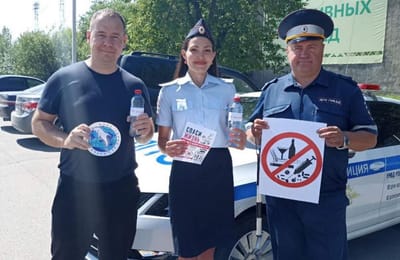Вместе с сотрудниками ГИБДД провели акцию «Я - трезвый водитель!»
