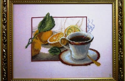 По турецки кофе и лимон под коньячок. Вышивка крестиком.