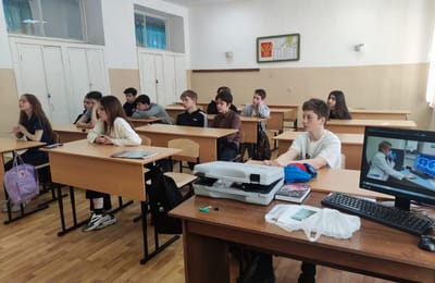 Две беседы в школе 32