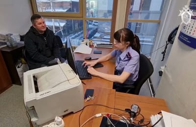 СК возбудил уголовное дело о получении взятки экс-главой минздрава Иркутской области