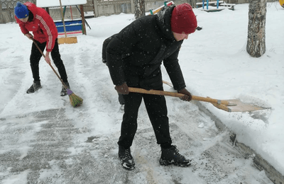 Уборка снега