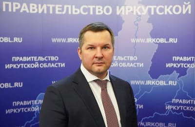 Обвиняемый во взятках экс-глава минздрава Иркутской области Яков Сандаков попросился на СВО