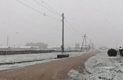 В Бурятии и Забайкальском крае выпал снег