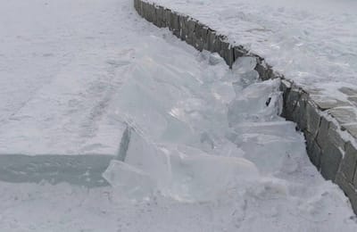 Ущерб муниципалитету за разбитые ледяные скульптуры в Ангарске возместят семьи двух подростков