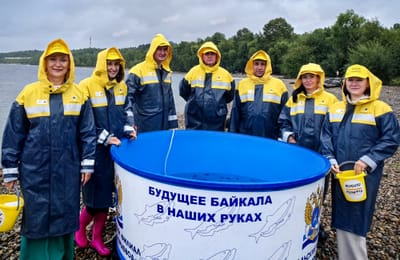 АНХК зарыбляет Байкал осетром