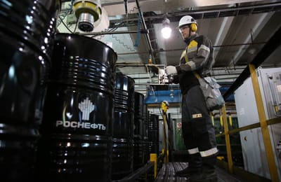 Трансформаторное масло «Роснефти» подтвердило соответствие требованиям крупнейшего российского электросетевого оператора