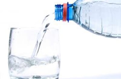 Совет выпивать 2л воды в день оказался вредным мифом