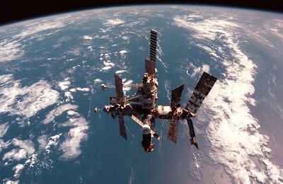 Трансляция запуска спутника ABS-2 в прямом эфире для ангарчан