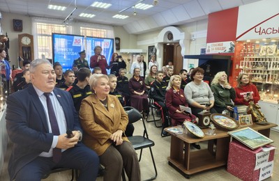 Телемост с Луганском провели на площадке музея часов в Ангарском округе