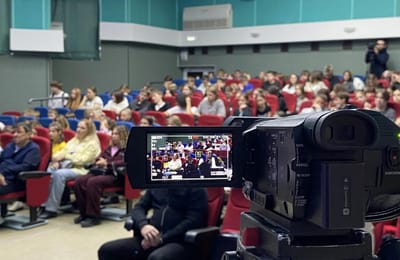 Более 200 ангарских школьников и студентов погрузились в мир медиа