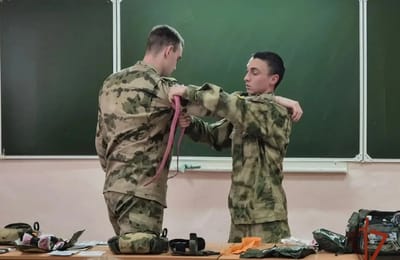 Курсанты Новосибирского военного института Росгвардии прошли стажировку в воинских частях Анарска