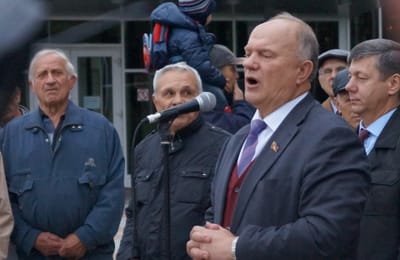 Два притопа, три прихлопа: Г.Зюганов выступил на митинге в Ангарске