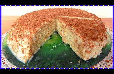Торт из печенья с творогом и сгущенкой без выпечки
