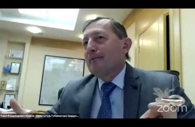 А тем временем в тиши кабинетов...