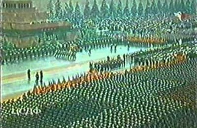 24 июня 1945 года в Москве на Красной площади состоялся первый парад, посвященный Победе над Германией в Великой Отечественной в
