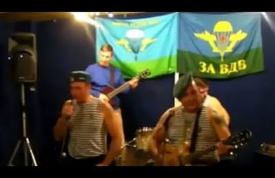 Многие наверное видели этот клип, но не все видели это интервью   Ветераны ВДВ против Владимира Путина.