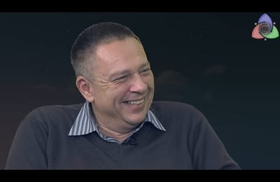 Демура "жжёт"