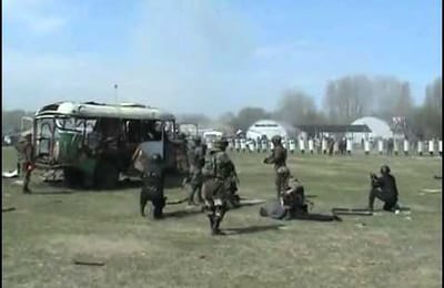 Штурм автобуса спецназом.