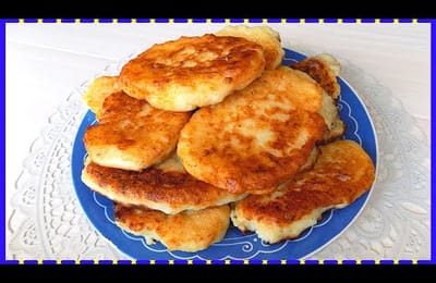 Ленивые пирожки с фаршем и рисом приготовленные на сковороде
