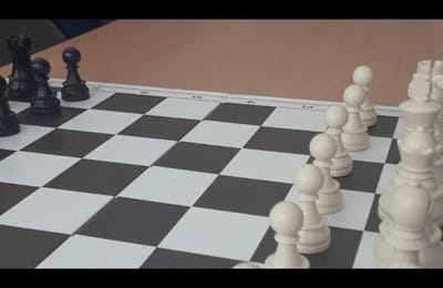Играем в шахматы