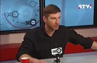 О том, как нелегко жить светочу добра и гей-активисту в Этой стране -  вна #Эхомацы Антон Красовский.